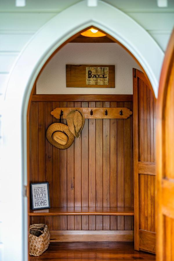 The Chapel - Kohukohu Villa Exterior photo